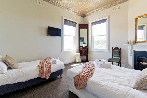 Deloraine Hotel image 11