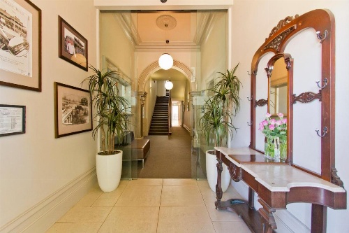 Deloraine Hotel image 29